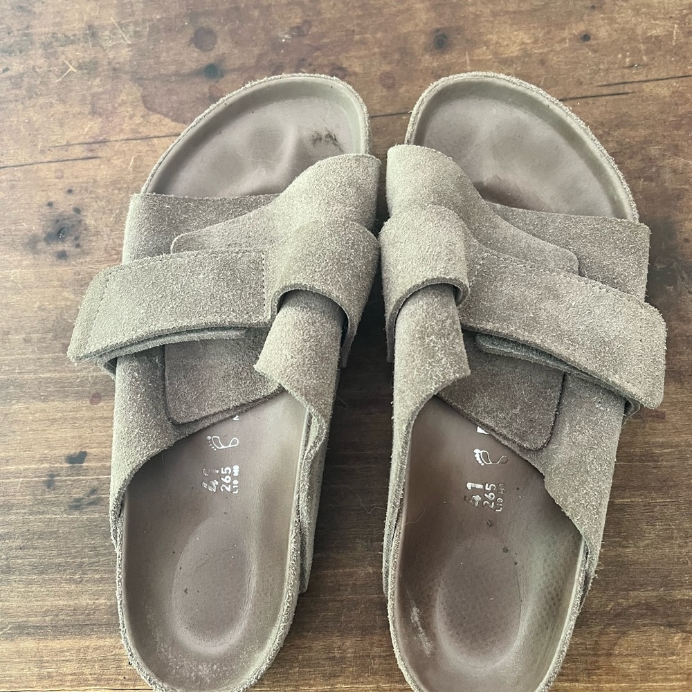 Birkenstock Kyoto suede.